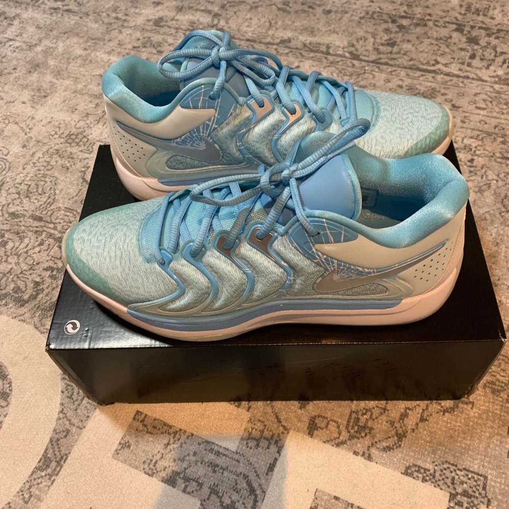 Nike KD17 Xmas PE Size 10 Mens Aquarius Blue Metallic Silver FZ1525-400 Sneaker
